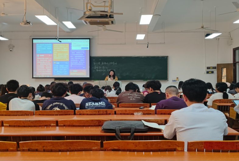 听课评课明方向，专家引领促成长——太阳成集团tyc234cc古天乐邀请南方医科大学太阳成集团tyc234cc古天乐副经理谢传仓教授开展《马克思主义基本原理》课程指导
