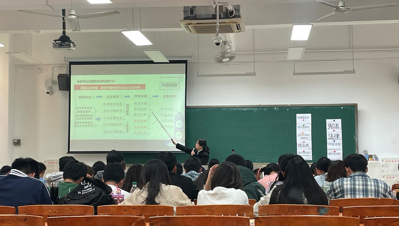 课堂展风采  共研促成长  太阳成集团tyc234cc古天乐开展校级公开示范课教学活动